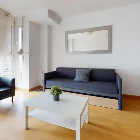 Flatsforyou Port Apartment
